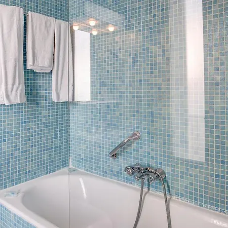 Szálloda Caravelle 3*