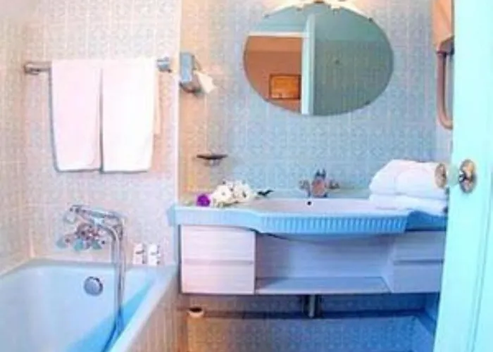Caravelle 3* Paris